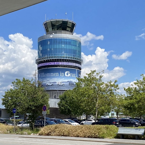 Tower-Texture-Update for "LOWG Graz Airport" by Orbx