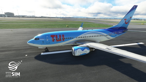 TUI AIRWAYS Boeing 737-700 thumbnail 8
