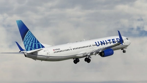 United Airlines "Evo-Blue" [Pack] w/Cabin PMDG B737-924ER thumbnail 5