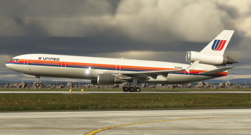 United Airlines N1806U (Bass Saul) | SkySimulations MD-11 [4K]