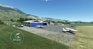 Aquino Airport (LIAQ) thumbnail 3