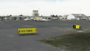 San Diego Brown Field Muni (KSDM ) thumbnail 4