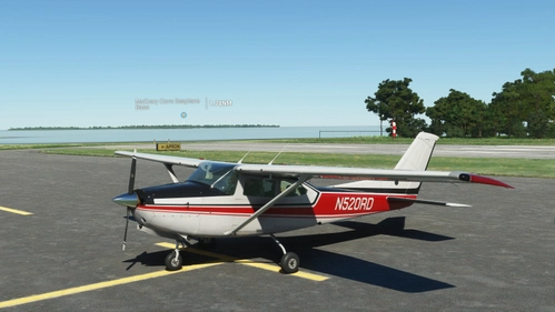 Cessna 182RG Skylane  N520RD Black and Red