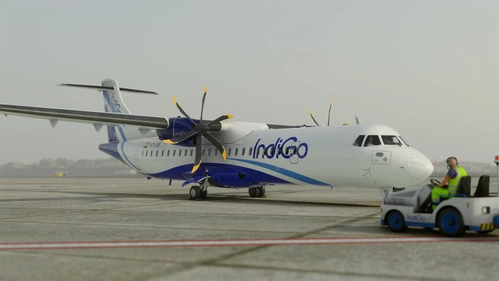 Indigo Asobo ATR 72-600 VT-IYA 8K