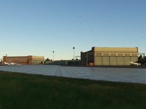 Leeds East Airport - EGCM thumbnail 5