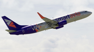 PMDG 737-800 Smartavia thumbnail 6
