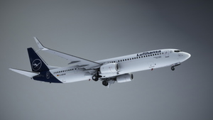 PMDG B737-900ER SSW Lufthansa D-ABHW thumbnail 3