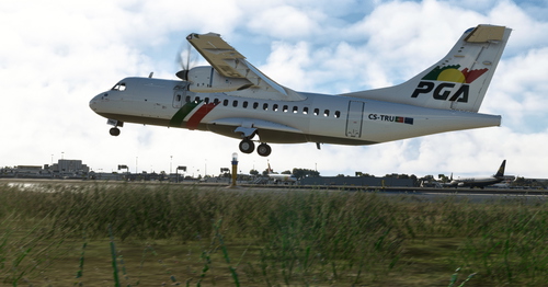 Portugália ATR-42 Livery (CS-TRU) (w/ custom cabin)