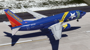 Southwest Airlines "Nevada One" w/Cabin PMDG B737-7H4 thumbnail 4