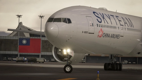 China Airlines | B-18005 | Fictional SkyTeam Livery | PMDG 777-300ER 
