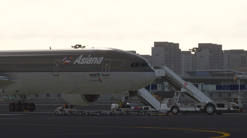Asiana Airlines Old ver. HL7739 (with Cabin Interior) / PMDG B777-300ER