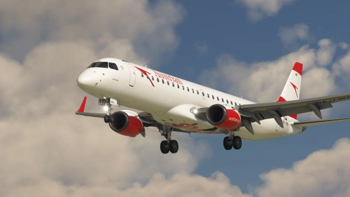 Austrian (New Livery,  OE-LWQ) - FSS E195