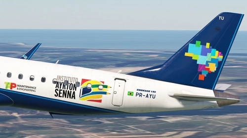 Azul Linhas Aéreas PR-AYU (circa 2014) Embraer 195