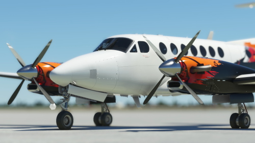 Black Square King Air 350 N935HB