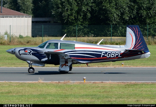 CARENADO MR20 MOONEY F-GBPL 