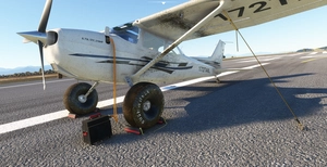 Cessna 172 Tail dragger thumbnail 2
