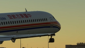 中国东方航空 China Eastern B-2131 thumbnail 2