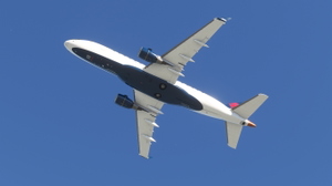 Delta Connection N824MD thumbnail 7
