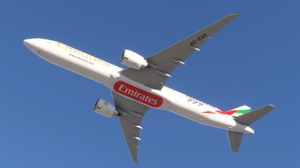 Emirates "1000th 777" A6-EGO | w/cabin| 4K thumbnail 7