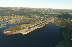 ENMH - Mehamn airport thumbnail 2