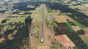 ESMK Kristianstad Osterlen Airport thumbnail 4