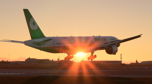EVA AIR (B-16721) OLD