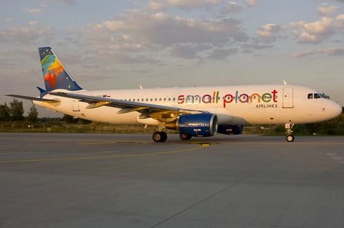 Fenix A320 Small planet SP-HAE livery [8k + interior]
