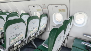 Fenix A320 V2 Spring Airlines B-6301  thumbnail 8