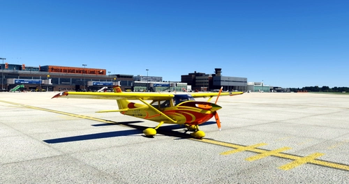 Flightsim Pictures Scott Carenada C182T Skylane Livery