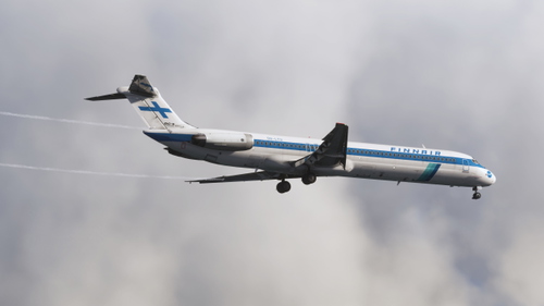 Fly The Maddog X — Finnair OH-LYU "DC-9 Series 80" (8K)