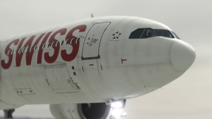 Headwind A330 - Swiss Intl Air Lines Dirty [8K] thumbnail 6