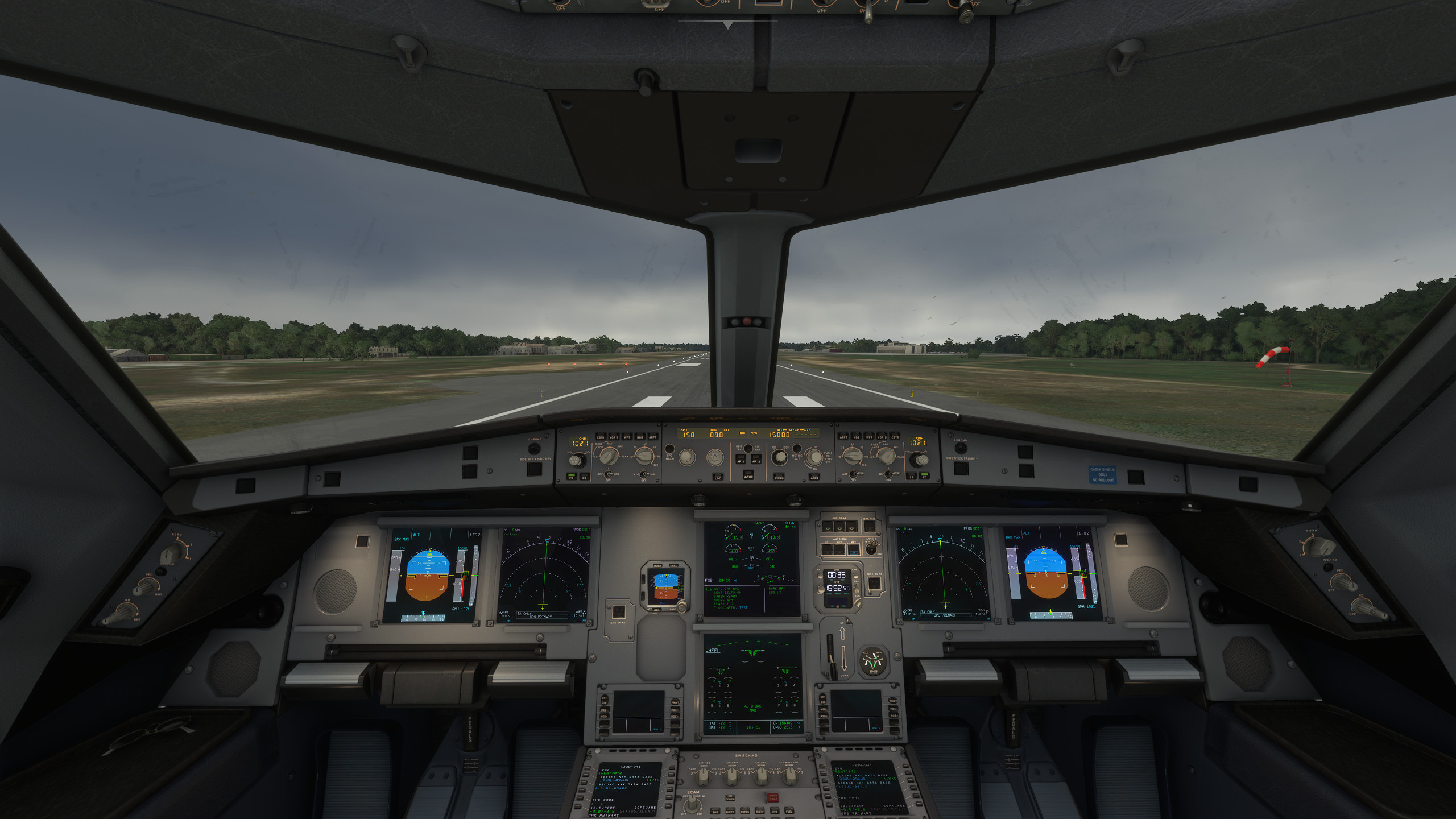 Headwind A330-900 cockpit textures upgrade with amber digits and many more - Image 1
