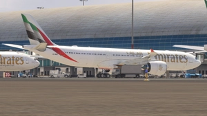 [PACK] Headwind A330-900neo Emirates 2023 with & without mask 8K thumbnail 4