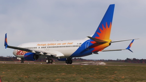 Jet2 Holidays (G-JZBC) - PMDG 737-800 thumbnail 5