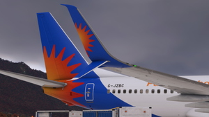 Jet2 Holidays (G-JZBC) - PMDG 737-800 thumbnail 12