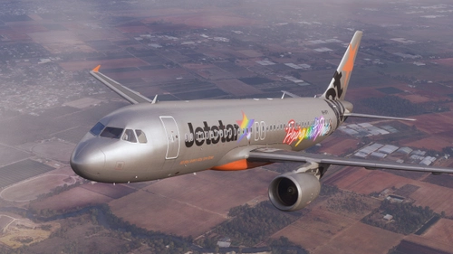 JetStar (VH-VFY ) (Flying with Pride) - Fenix A320