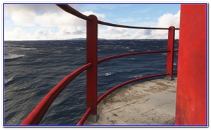 Kish Bank Lighthouse (Helipad) thumbnail 4