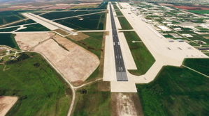 KSLN -Salina Regional Airport thumbnail 2
