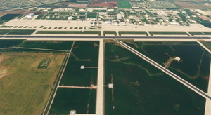 KSLN -Salina Regional Airport thumbnail 4