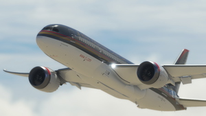 Kuro Boeing B787-8 [V2] Royal Jordanian Fleet Pack | 4K thumbnail 3