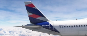 LATAM Airlines Brasil (Full Pack) | Fenix Airbus A320 v2 (IAE) | 4K + Custom Cabin and Cockpit thumbnail 16