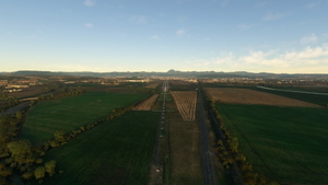 LFLC (Clermont Limagne) airport thumbnail 5