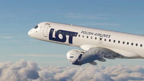 LOT Polish Airlines [SP-LNA] w/Cabin FSS E195