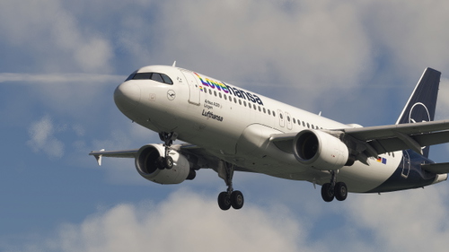 Lufthansa ("Lovehansa", D-AINY) - Fenix A320 (V2) (CFM)