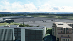 ELLX - Luxemburg Airport thumbnail 7