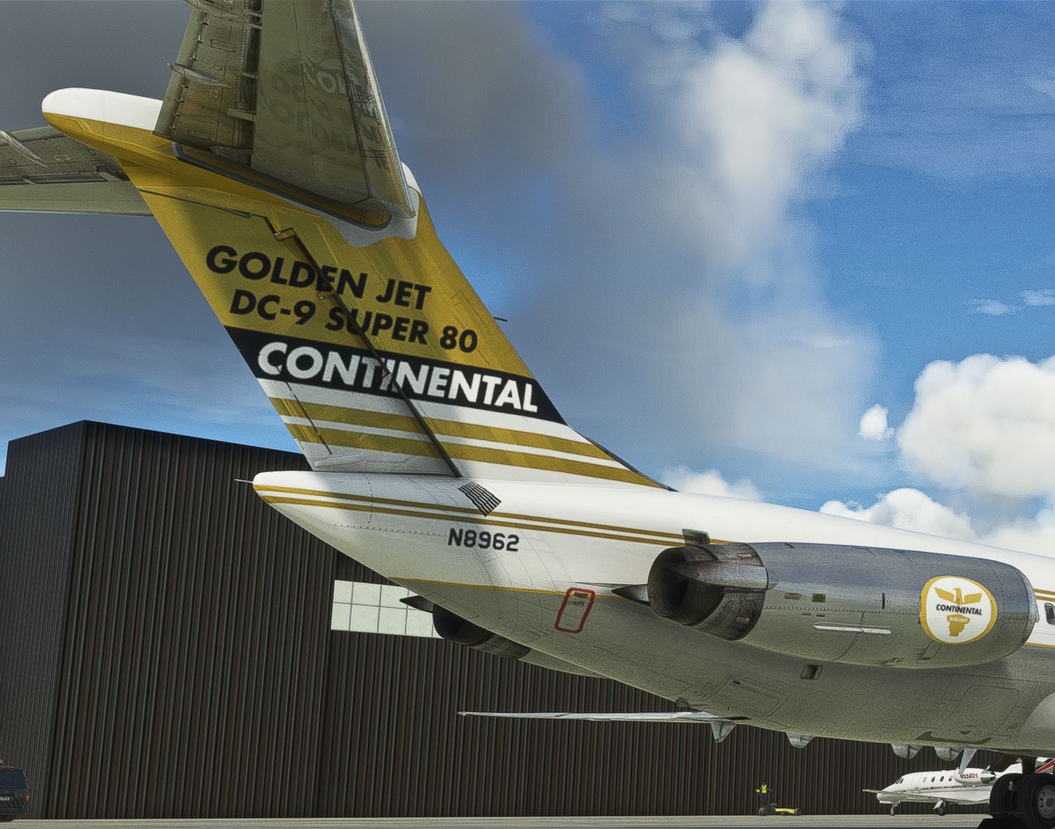 Maddog X - Continental Airlines MD-83 (Golden Jet) N8962