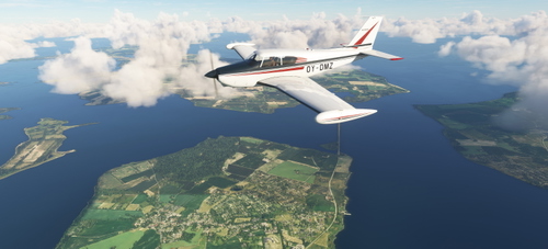 Piper PA-24 Comanche OY-DMZ