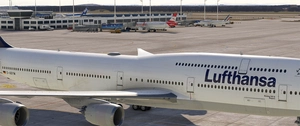 Salty 747-8i Lufthansa D-ABYM "Bayern" weathered. thumbnail 10