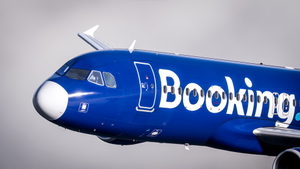 Spring Airlines Special Paint B-6902  V2  SL thumbnail 6