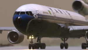 TFDI MD-11 VARIG PP-VOQ w/Cabin thumbnail 10